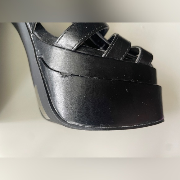 Goth Strappy Caged Toe Platform Chunky Block Heels in Black sz 6.5 by Sheln - Picture 13 of 13